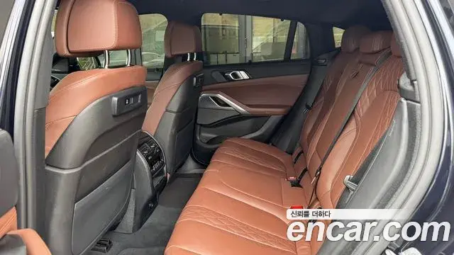BMW X6 2022 — ფოტო 15/20
