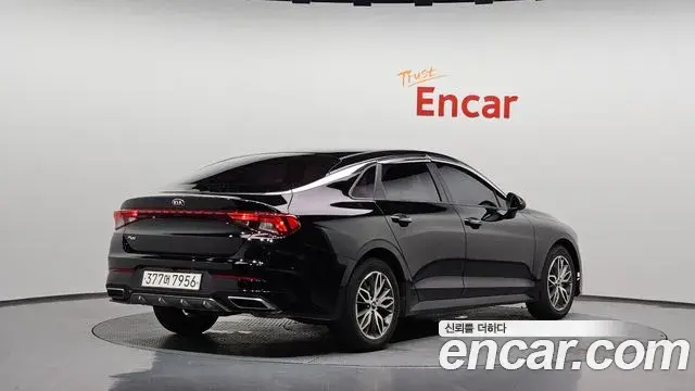 Kia K5 2020 — ფოტო 2/20