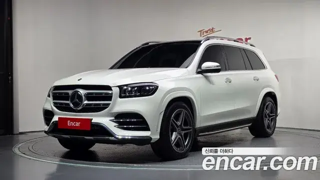 Mercedes-Benz GLS-Class 2021 — Photo 26/36