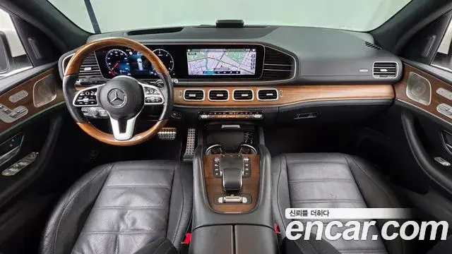 Mercedes-Benz GLS-Class 2021 — Photo 4/36