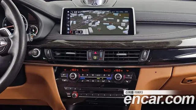 BMW X6 2018 — Şəkil 25/34
