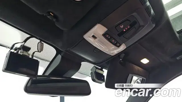 BMW X6 2018 — Şəkil 22/34