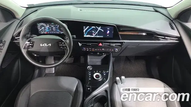 Kia Niro 2025 — ფოტო 7/38