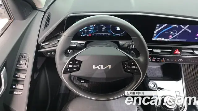 Kia Niro 2025 — ფოტო 14/38