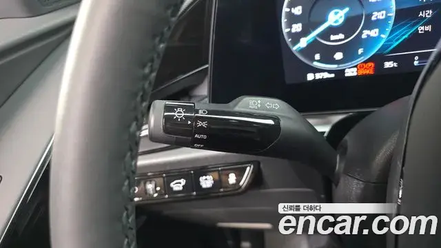 Kia Niro 2025 — ფოტო 35/38