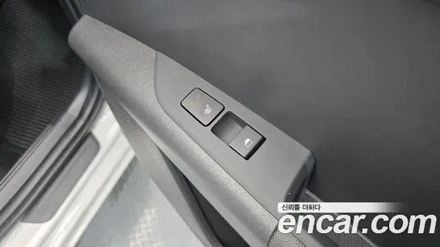 Kia Niro 2025 — ფოტო 12/38