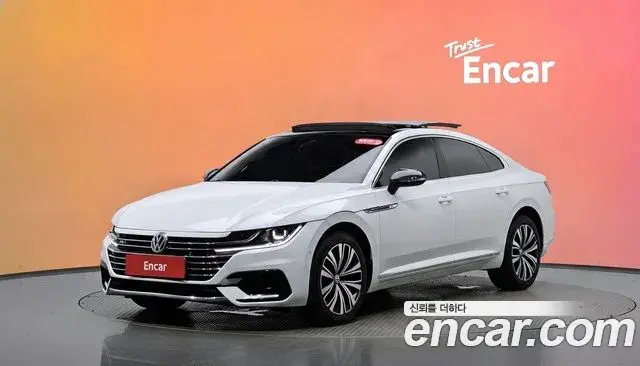 Volkswagen Arteon 2019 — Фото 1/20