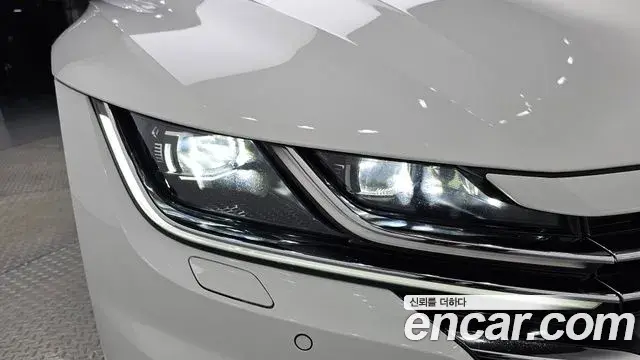 Volkswagen Arteon 2019 — Şəkil 7/33