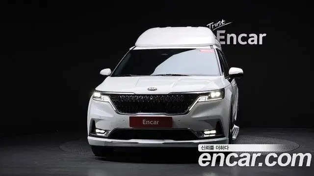 Kia Carnival 2021 — Şəkil 25/30