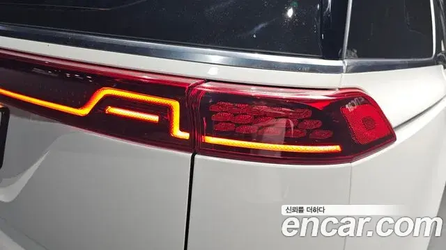 Kia Carnival 2021 — Şəkil 30/30