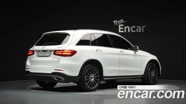 Mercedes-Benz GLC-Class 2019 — ფოტო 5/32