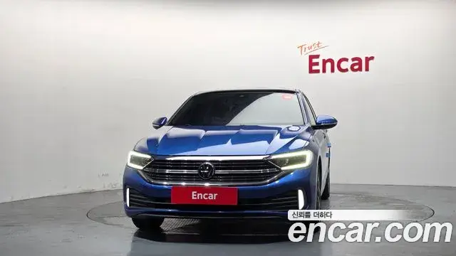 Volkswagen Jetta 2023 — Photo 12/34