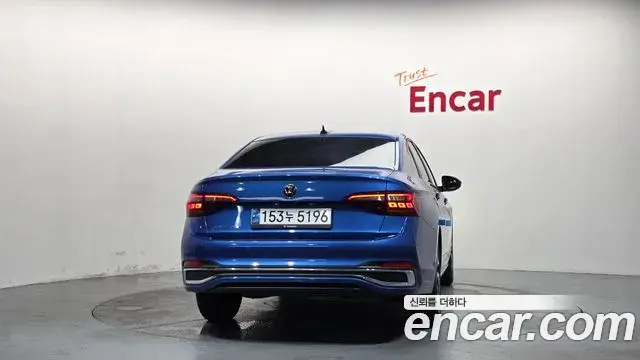 Volkswagen Jetta 2023 — Photo 21/34