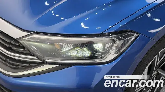 Volkswagen Jetta 2023 — Photo 19/34