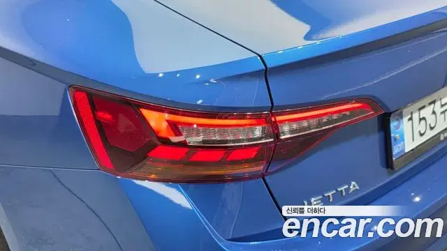 Volkswagen Jetta 2023 — Photo 14/34