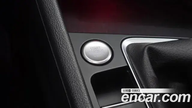 Volkswagen Jetta 2023 — Photo 28/34