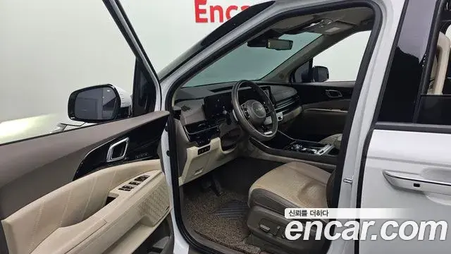 Kia Carnival 2024 — ფოტო 11/20