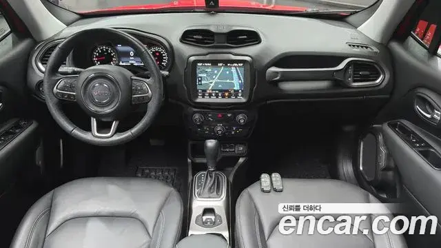 Jeep Renegade 2019 — Photo 3/32