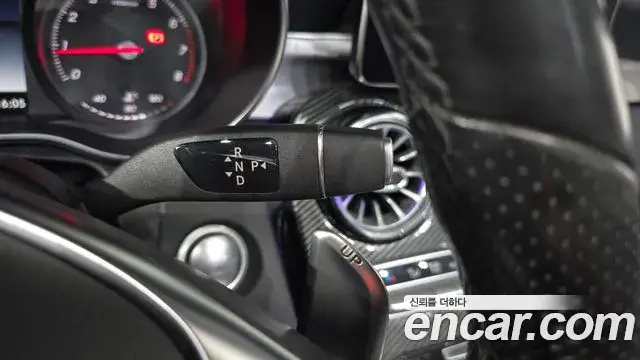 Mercedes-Benz C-Class 2018 — Şəkil 20/20