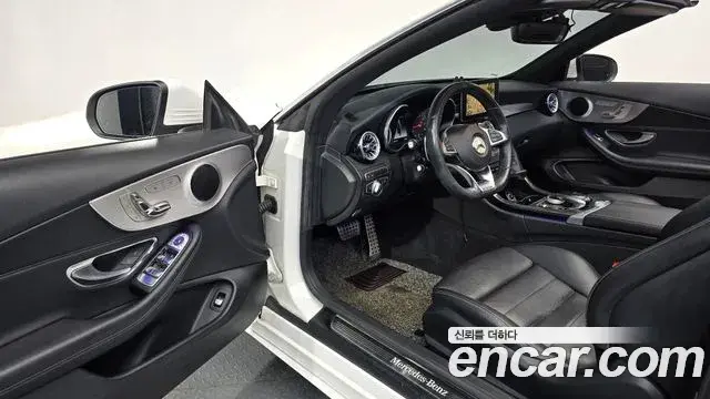 Mercedes-Benz C-Class 2018 — Şəkil 9/20