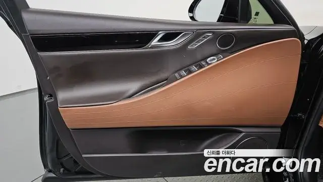 Genesis G80 2022 — ფოტო 1/36