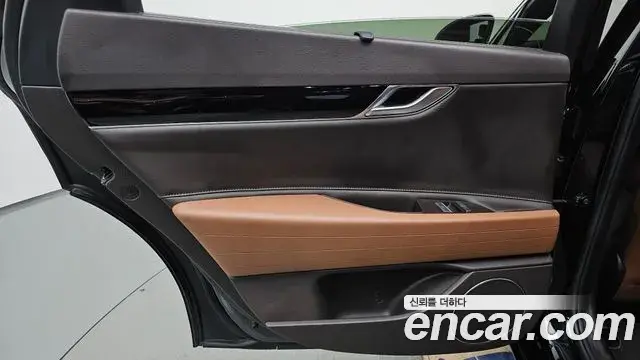 Genesis G80 2022 — ფოტო 2/36