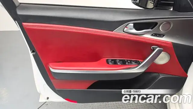 Kia Stinger 2019 — Photo 27/39