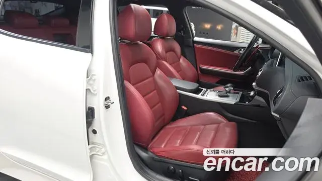 Kia Stinger 2019 — Photo 3/39