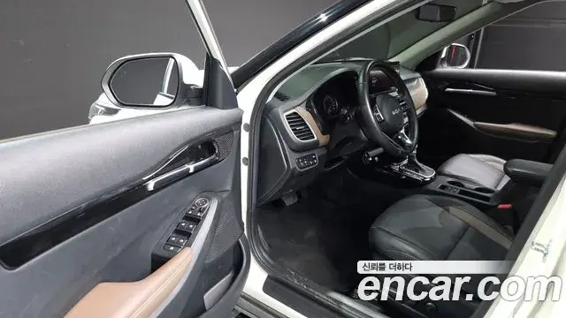 Kia Seltos 2021 — Şəkil 14/20