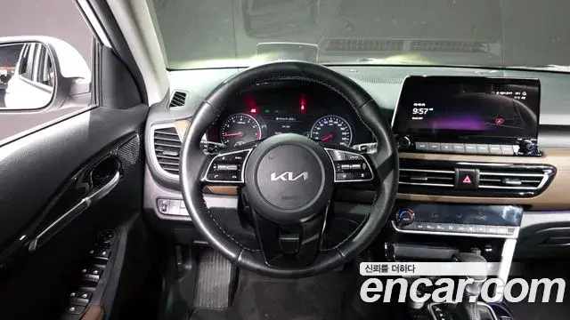 Kia Seltos 2021 — Şəkil 2/20