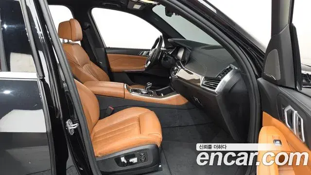 BMW X5 2019 — Şəkil 22/33