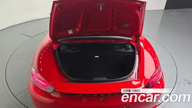 Porsche 718 Boxster 2018 — Şəkil 1/31