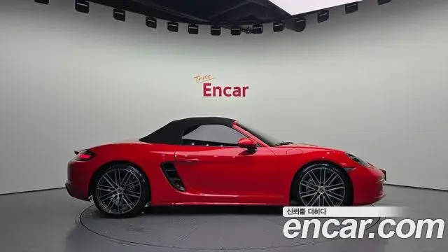 Porsche 718 Boxster 2018 — Şəkil 2/31