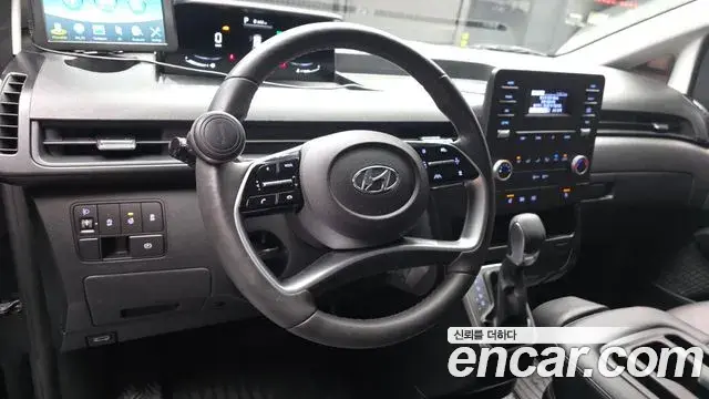Hyundai Staria 2023 — Фото 12/20