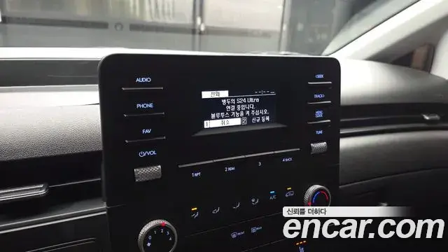 Hyundai Staria 2023 — Фото 14/20