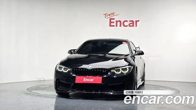 BMW M4 2018 — Şəkil 1/31