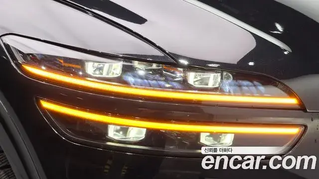 Genesis GV70 2021 — Şəkil 17/33