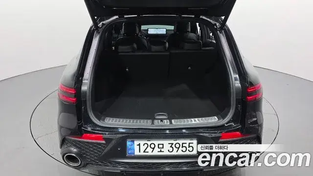 Genesis GV70 2021 — Şəkil 12/33
