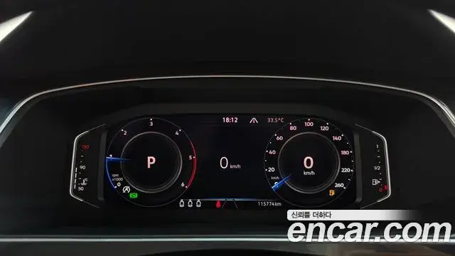 Volkswagen Tiguan 2022 — ფოტო 18/34