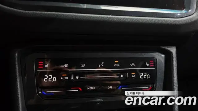 Volkswagen Tiguan 2022 — ფოტო 27/34