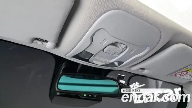 Jeep Renegade 2021 — ფოტო 16/31