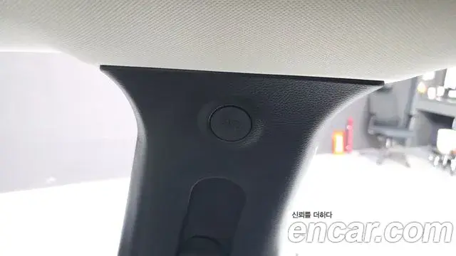 Jeep Renegade 2021 — ფოტო 29/31
