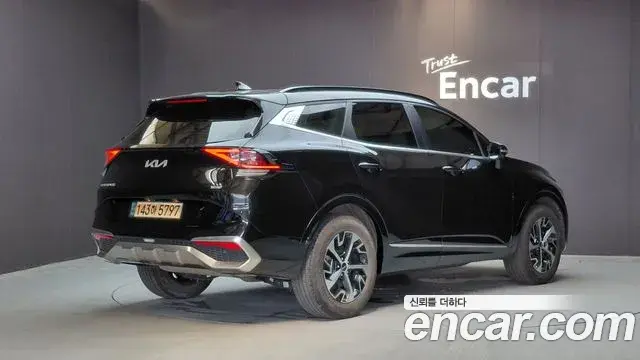Kia Sportage 2023 — Şəkil 28/30