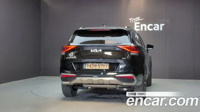 Kia Sportage 2023 — Şəkil 17/30