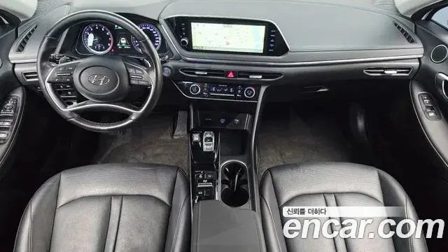 Hyundai Sonata 2022 — Фото 7/20