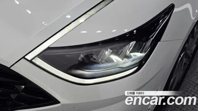 Hyundai Sonata Hybrid 2022 — ფოტო 7/33
