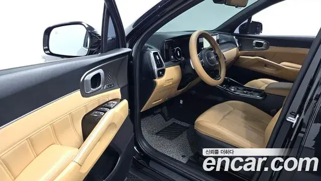 Kia Sorento 2023 — Фото 10/20