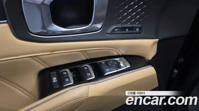 Kia Sorento 2023 — Şəkil 33/34