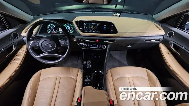 Hyundai Sonata 2021 — Фото 7/20