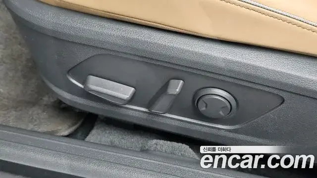 Hyundai Sonata 2021 — Фото 19/20